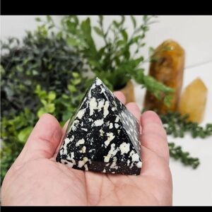 Zebra Jasper Polished Semi-Precious Gemstone Pyramid 5cm